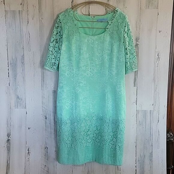 NWOT Antonio Melani GORGEOUS Lace Midi Dress in mint Green - Picture 1 of 16